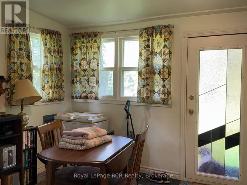 315134 Highway 6 — photo 15 of 40