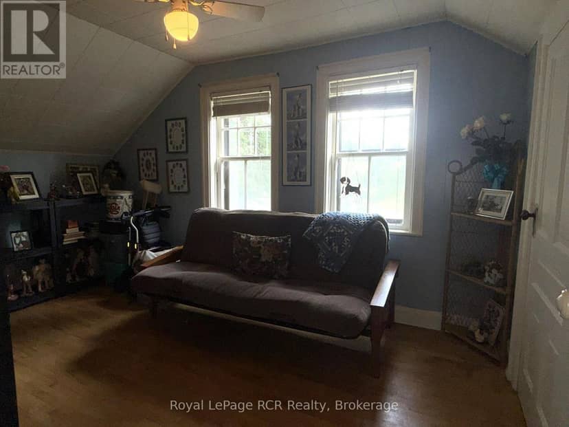 315134 Highway 6 — photo 25 of 40
