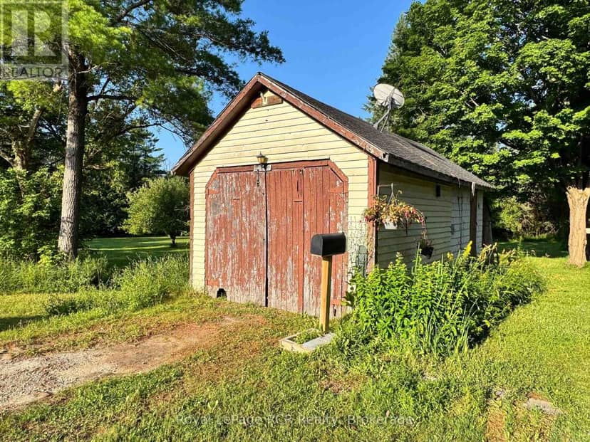 315134 Highway 6 — photo 34 of 40