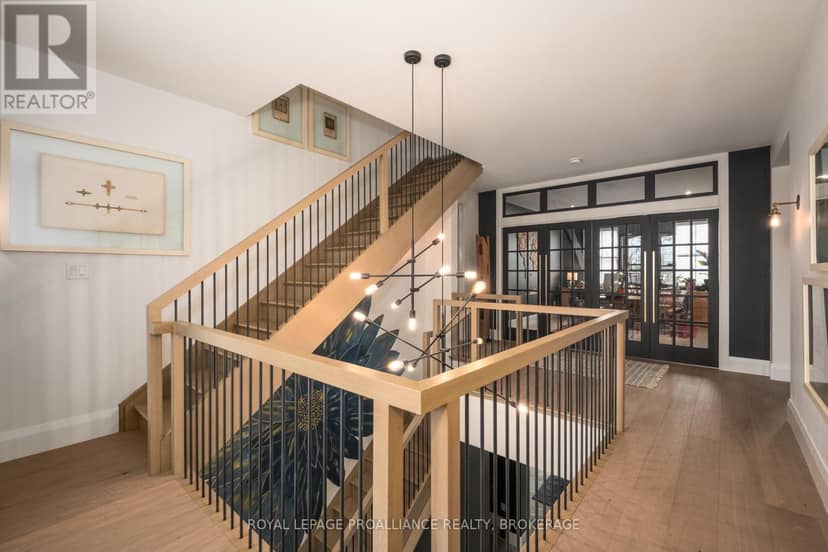 124 Churchill Crescent — photo 28 of 40