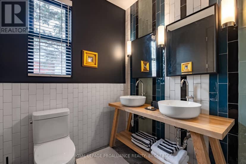 124 Churchill Crescent — photo 35 of 40