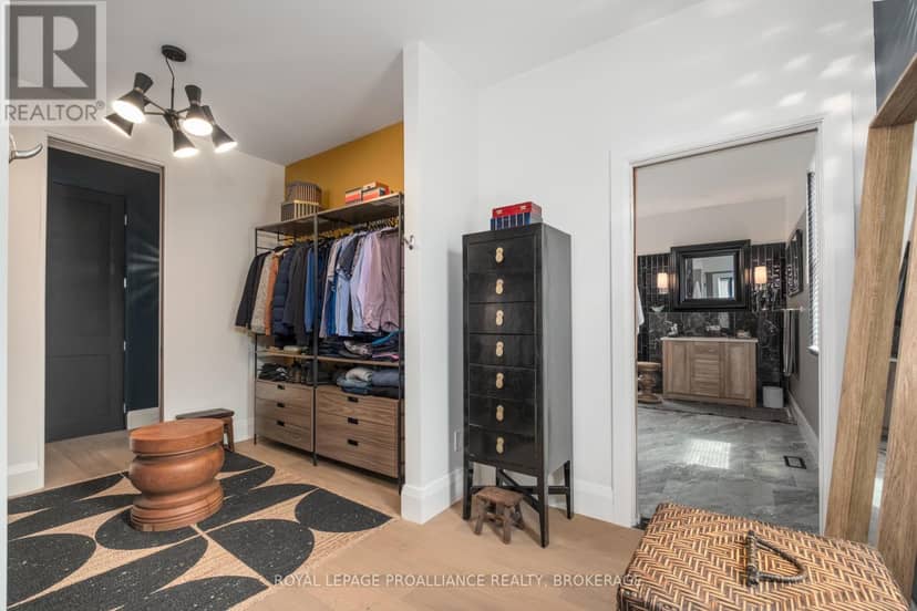 124 Churchill Crescent — photo 37 of 40
