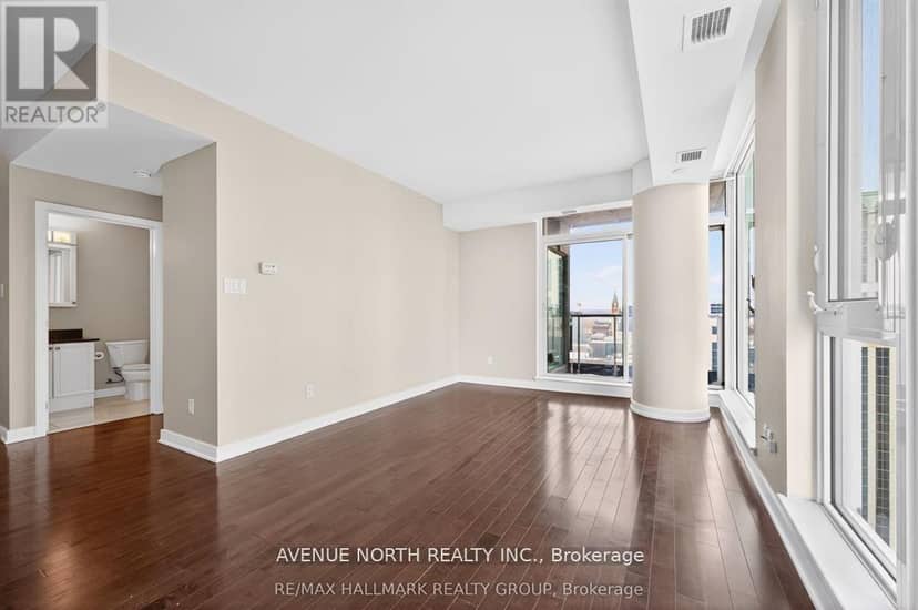 2104 - 179 Metcalfe Street — photo 17 of 40