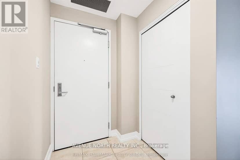 2104 - 179 Metcalfe Street — photo 6 of 40