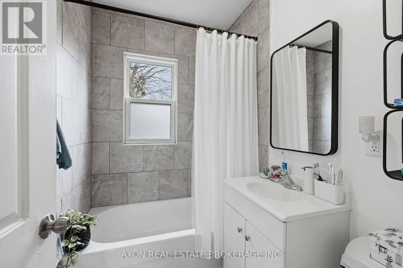 1028 Johnson Street — photo 22 of 40