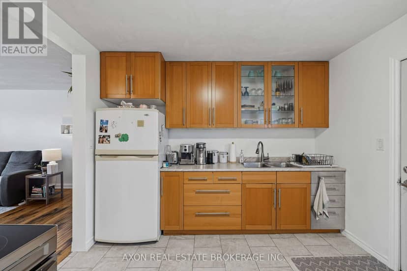 1028 Johnson Street — photo 26 of 40