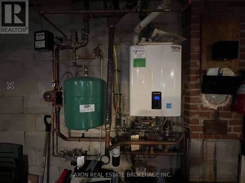 1028 Johnson Street — photo 39 of 40