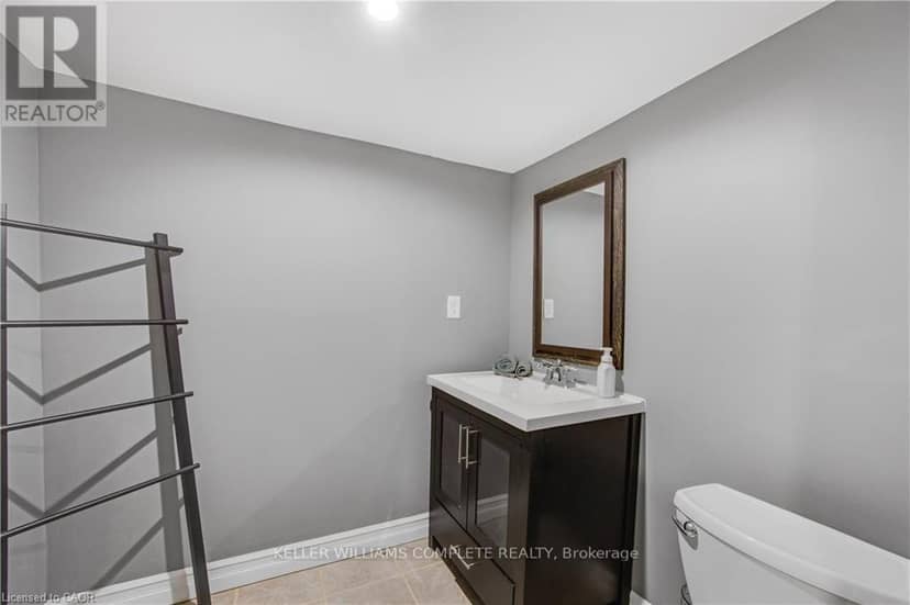 4465 Comfort Crescent — photo 21 of 28