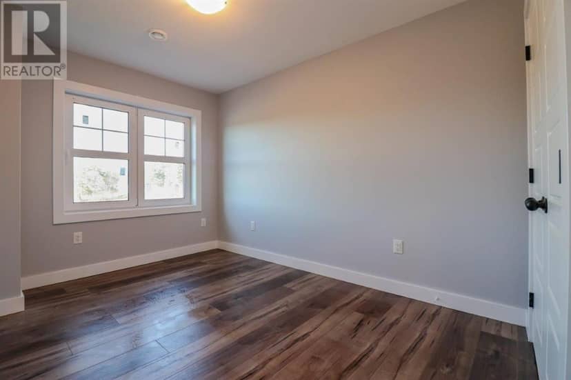 32 Enderis Lane — photo 14 of 31
