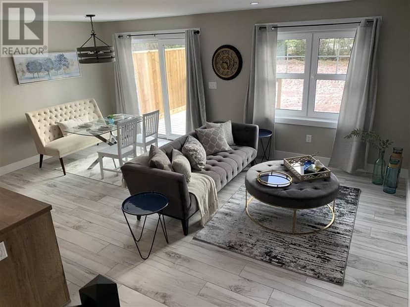 32 Enderis Lane — photo 9 of 31