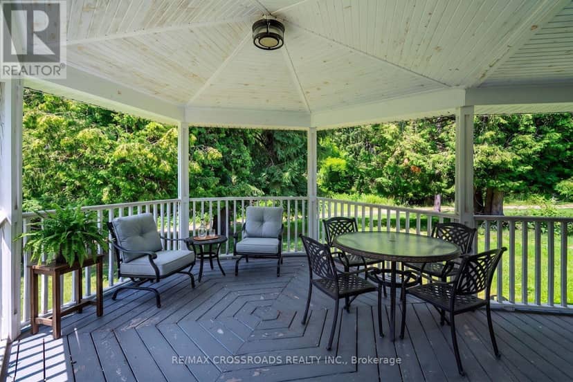 15135 Rockside Road — photo 36 of 38