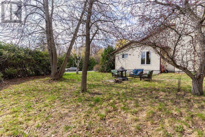 5529 Woodeden Drive — photo 34 of 40