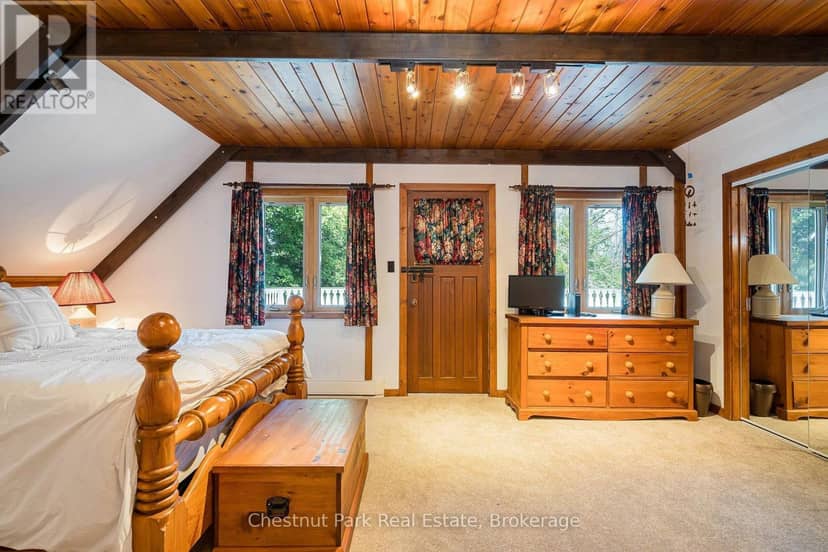 131 Martin Grove — photo 36 of 40