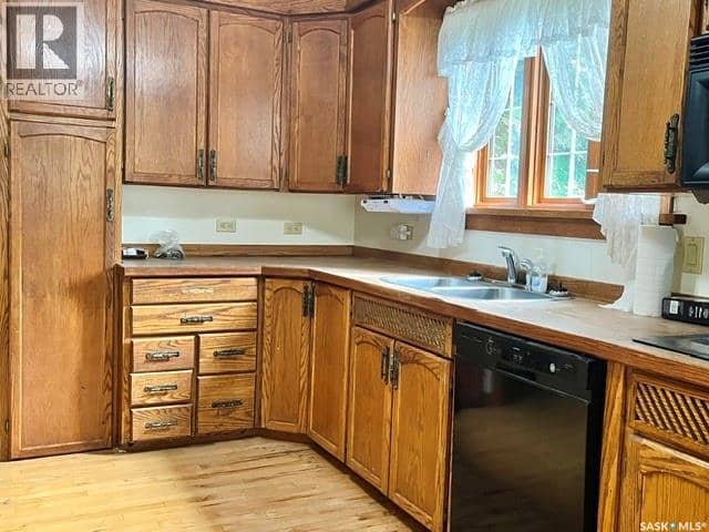 505 Macleod AVENUE W, Melfort, photo 6
