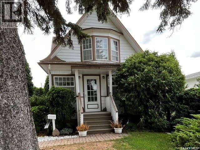 505 Macleod AVENUE W — photo 26 of 30