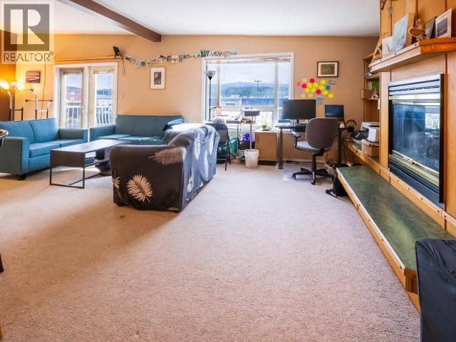 4200 4th Avenue — photo 12 of 39