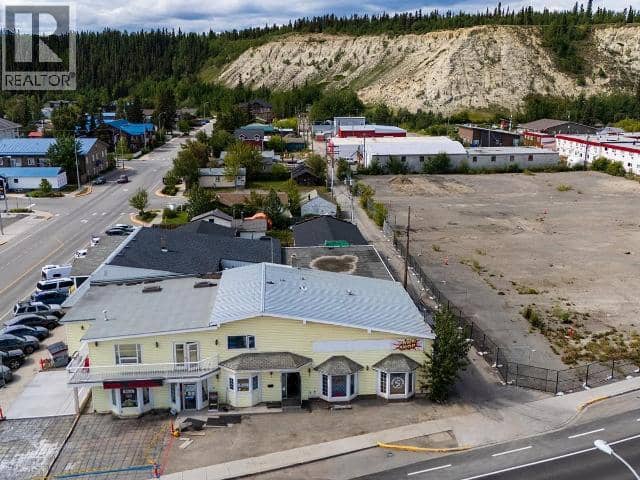 4200 4th Avenue, Whitehorse, photo 3
