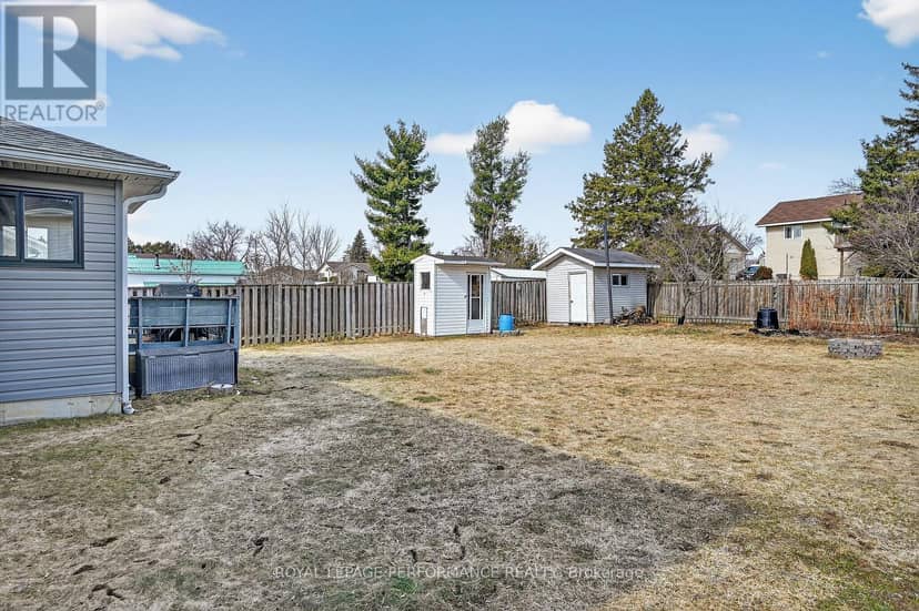 107 Lorne Street — photo 38 of 40