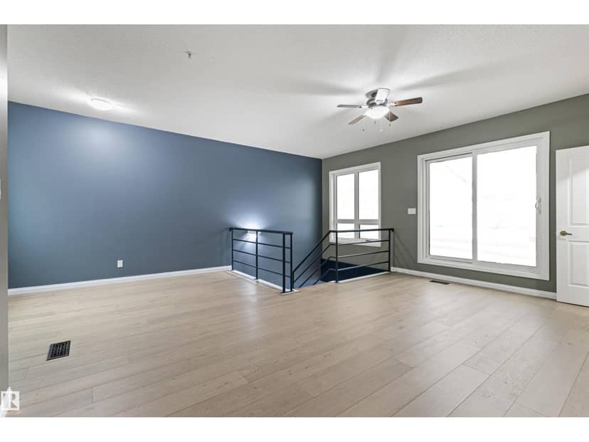 #417 10717 83 AV NW — photo 33 of 40