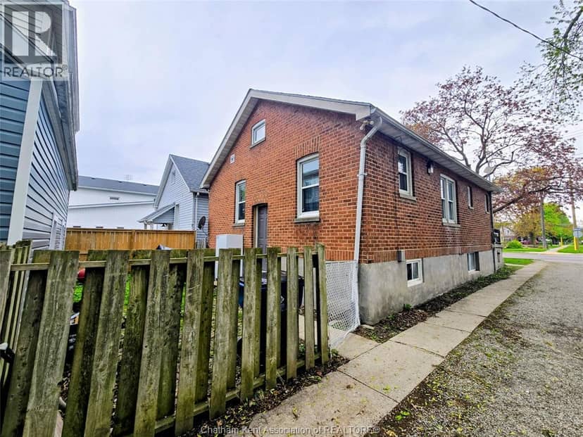 36 McNaughton Ave E AVENUE — photo 5 of 7