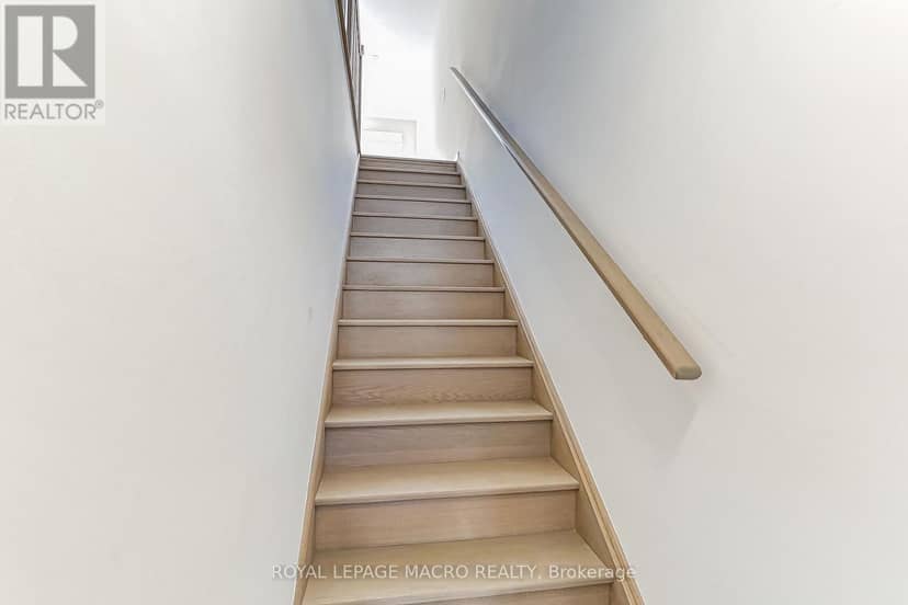 5 Winters Crescent NW — photo 3 of 34