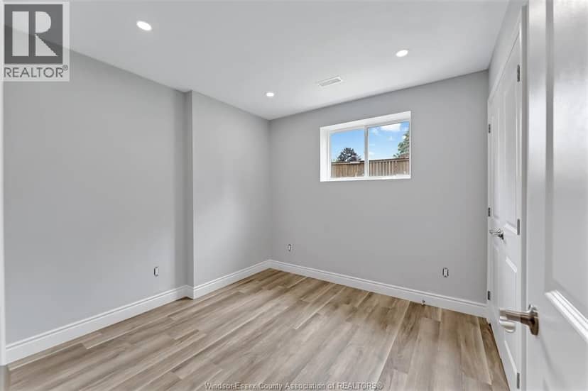 1505 Michigan Ave. — photo 30 of 33