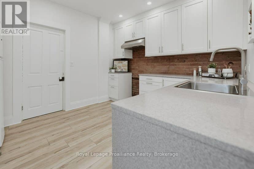 275 Charles Street — photo 12 of 40