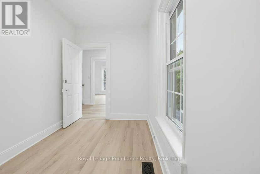 275 Charles Street — photo 33 of 40