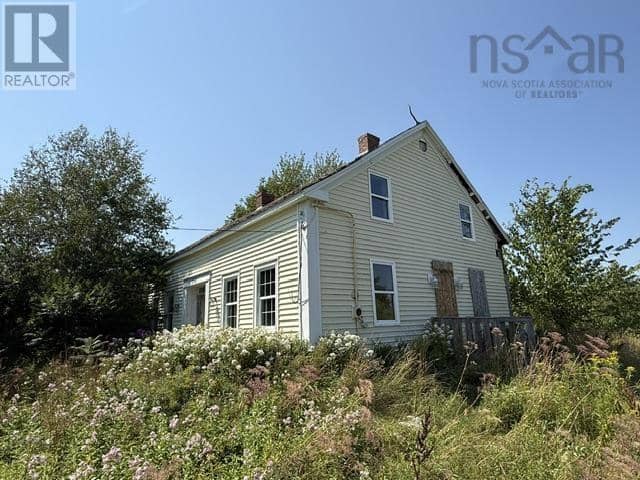 2721 Highway 6 — photo 1 of 5