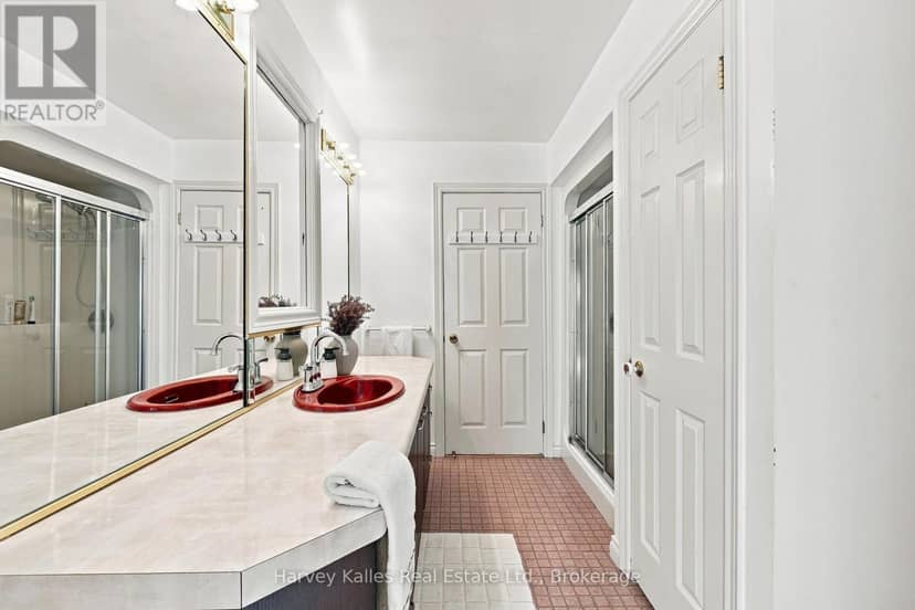 56 Golf Course Rd Road — photo 15 of 40