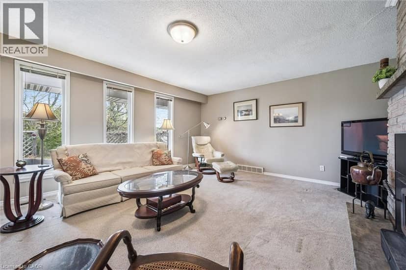 8420 ERAMOSA-GARAFRAXA Townline — photo 9 of 40