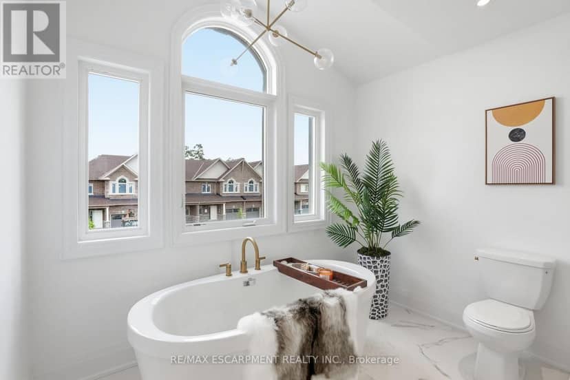 25 Rainey Drive — photo 16 of 25