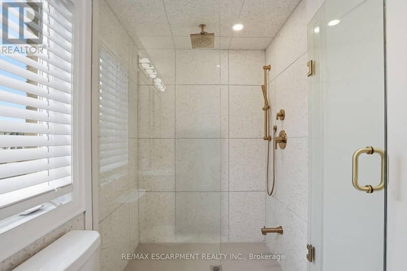 25 Rainey Drive — photo 24 of 25