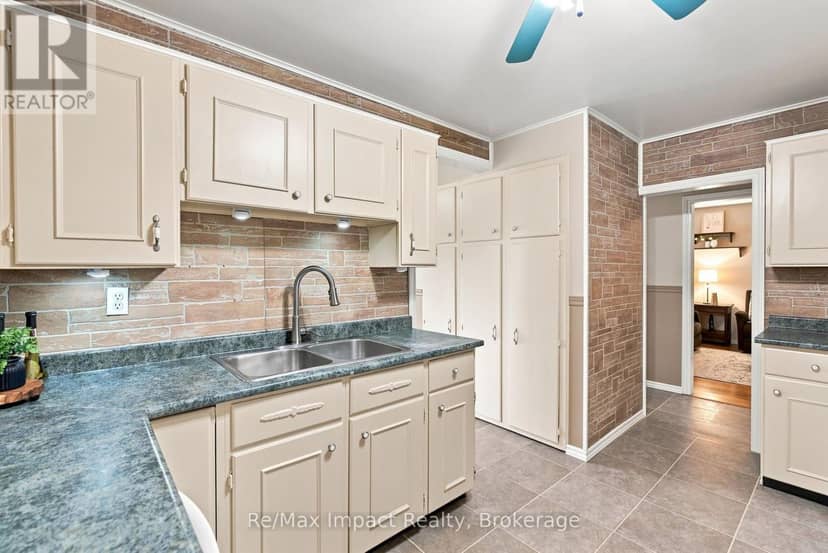 2347 Hancock Road — photo 13 of 40