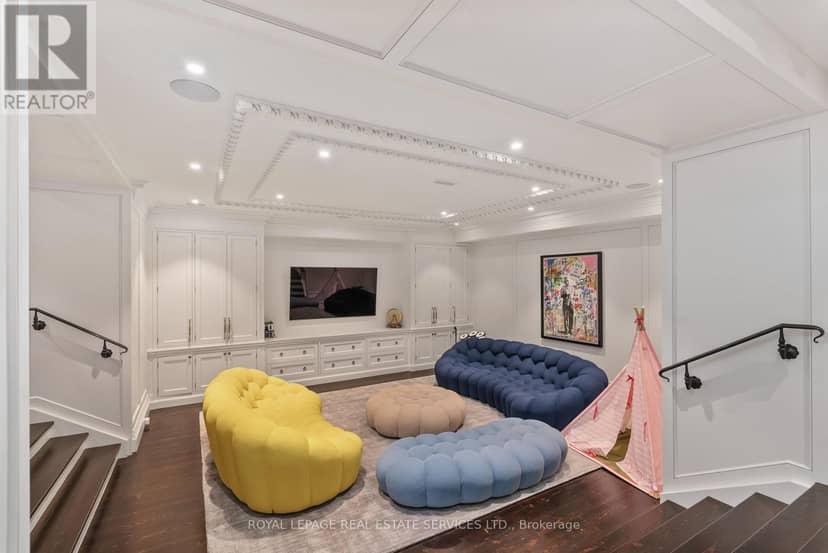 108 Sandringham Drive — photo 36 of 40