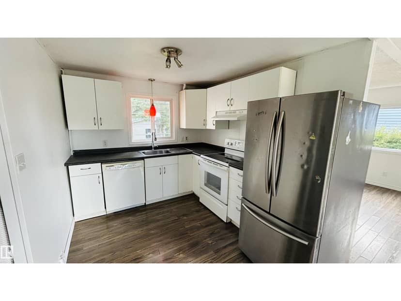 1016 16 AV, Cold Lake, photo 2