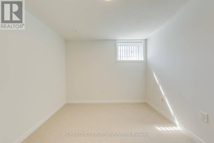 281 - 140 Honeycrisp Crescent — photo 15 of 18