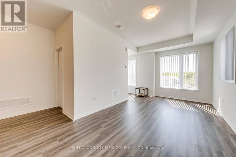 281 - 140 Honeycrisp Crescent — photo 5 of 18