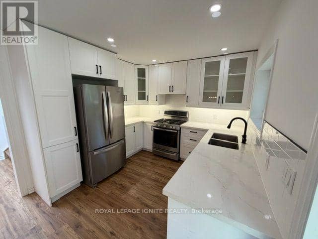 11 Fulwell Crescent — photo 10 of 40