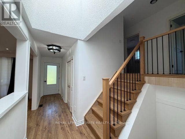 11 Fulwell Crescent — photo 18 of 40