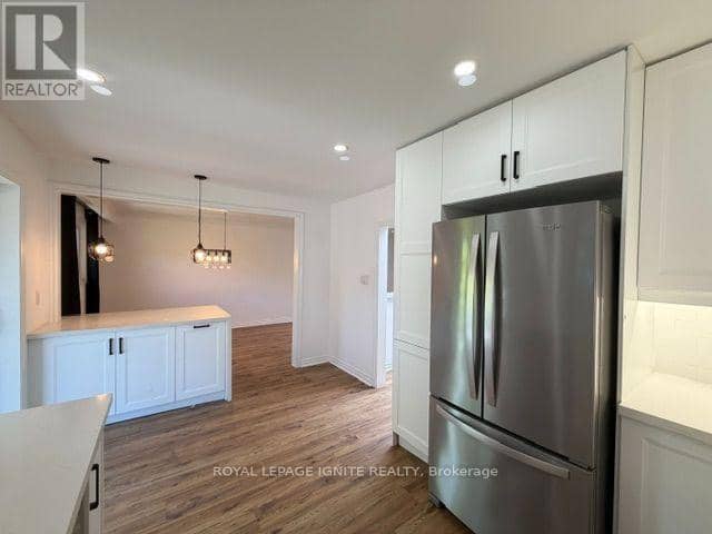11 Fulwell Crescent — photo 9 of 40