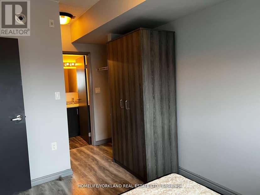 G612 - 275 Larch Street — photo 10 of 21