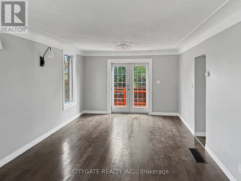 687 Upper James Street — photo 3 of 15