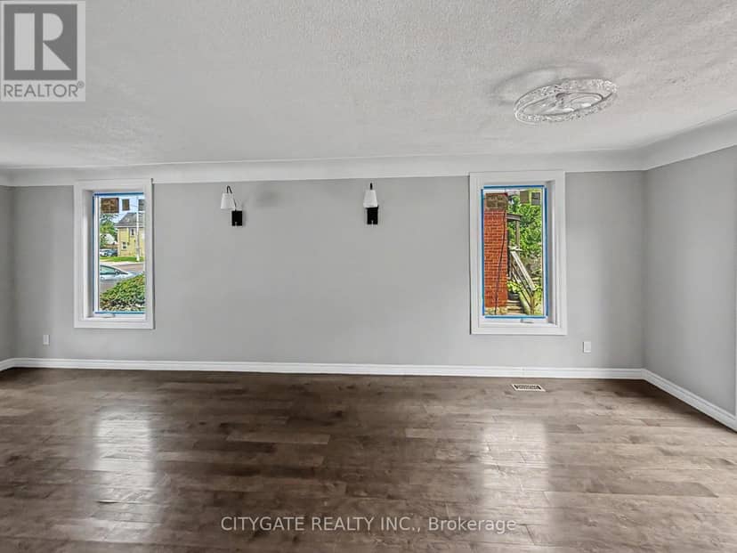 687 Upper James Street — photo 4 of 15