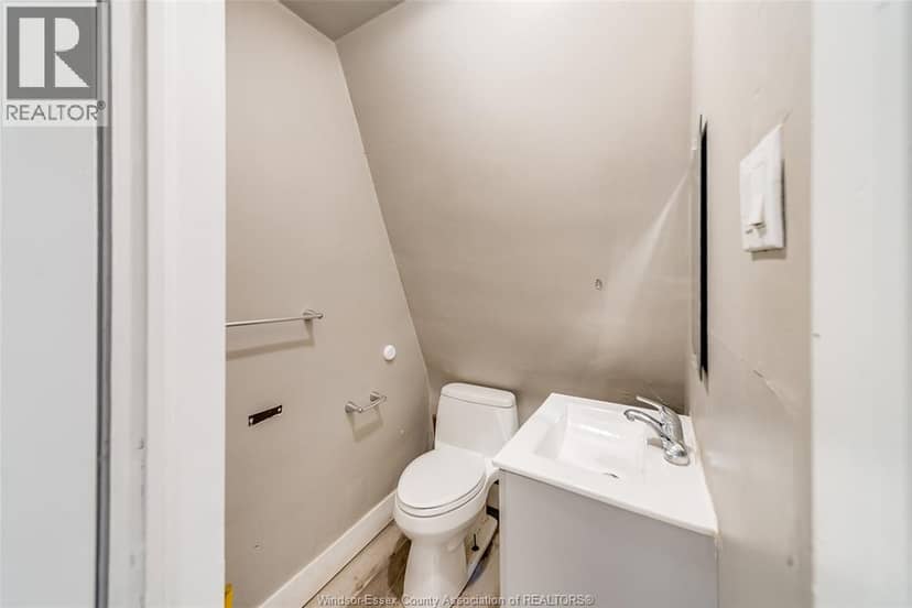 384 Josephine Avenue — photo 14 of 29