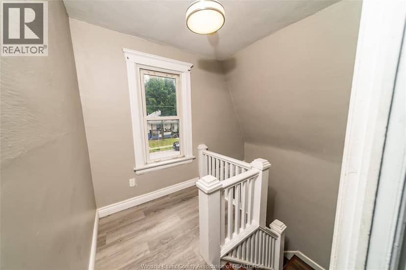384 Josephine Avenue — photo 15 of 29