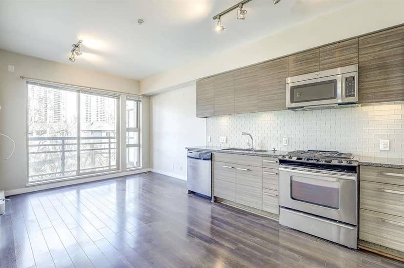 301 13228 OLD YALE ROAD, Surrey, photo 6