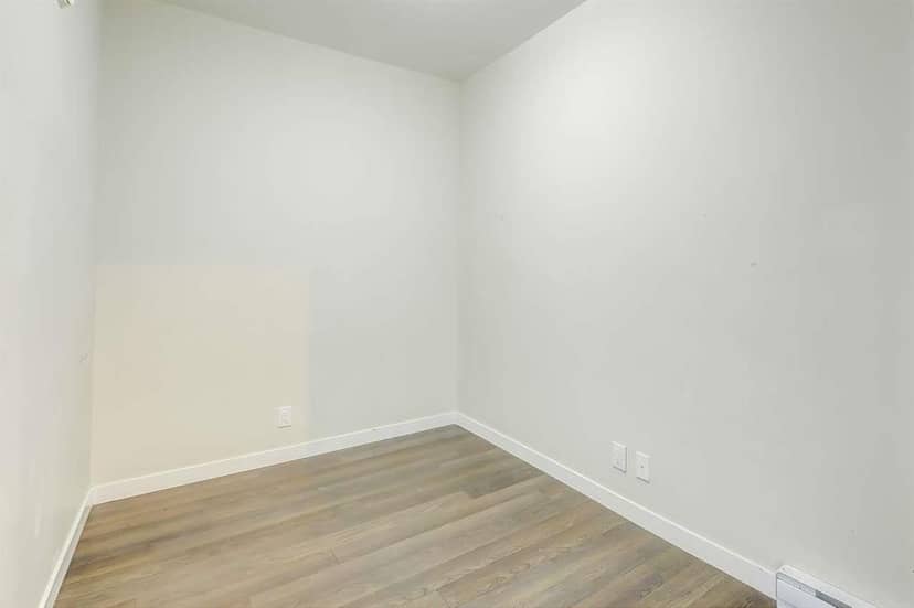 301 13228 OLD YALE ROAD, Surrey, photo 7