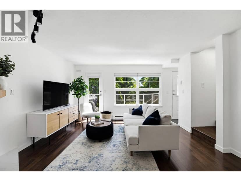 213 3787 Pender Street, Burnaby, photo 3