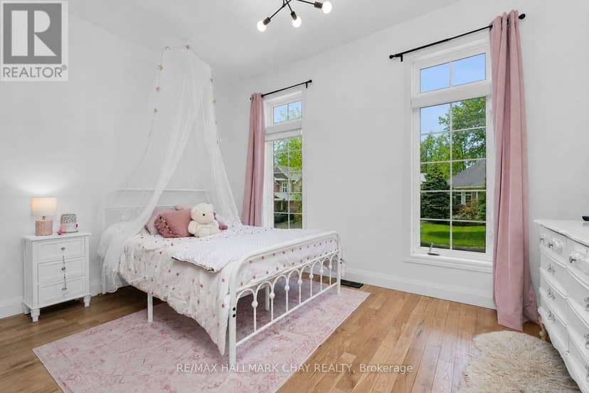 12 Oakmont Avenue — photo 12 of 29
